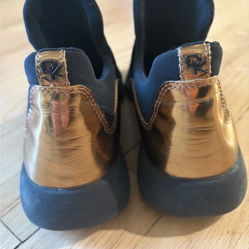 Donna Karan Elegant Black and Bronze Women's Slip-On Sneakers Size 6